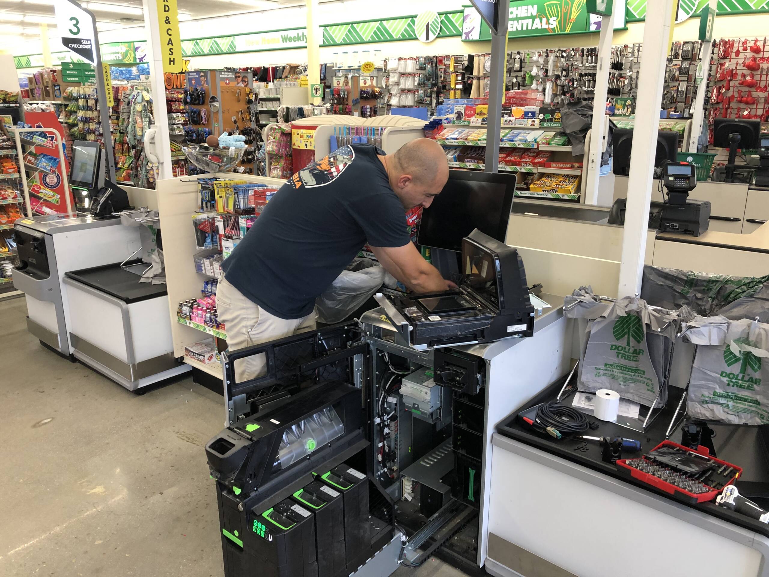 dollar tree self checkout repair